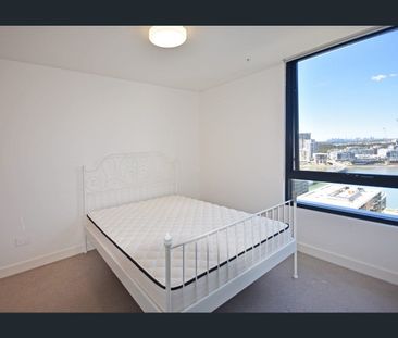 North-east Facing Furnished Apt Stunning Water View & City View - Photo 4