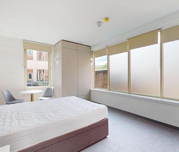 Studio to rent - Photo 4