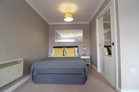 Studio to rent - Photo 2