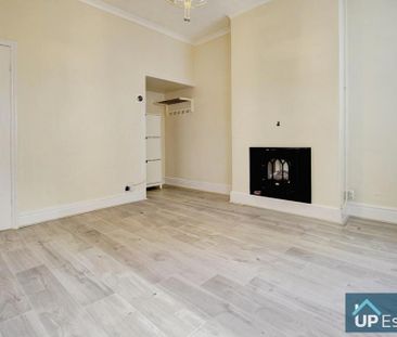 2 bedroom end of terrace house to rent - Photo 1