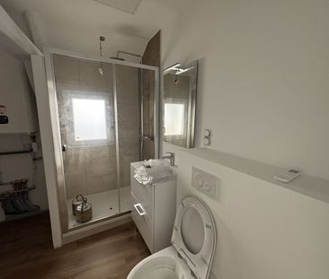 Location Appartement 2 pièces 43m² VONNAS 01540 - Photo 5