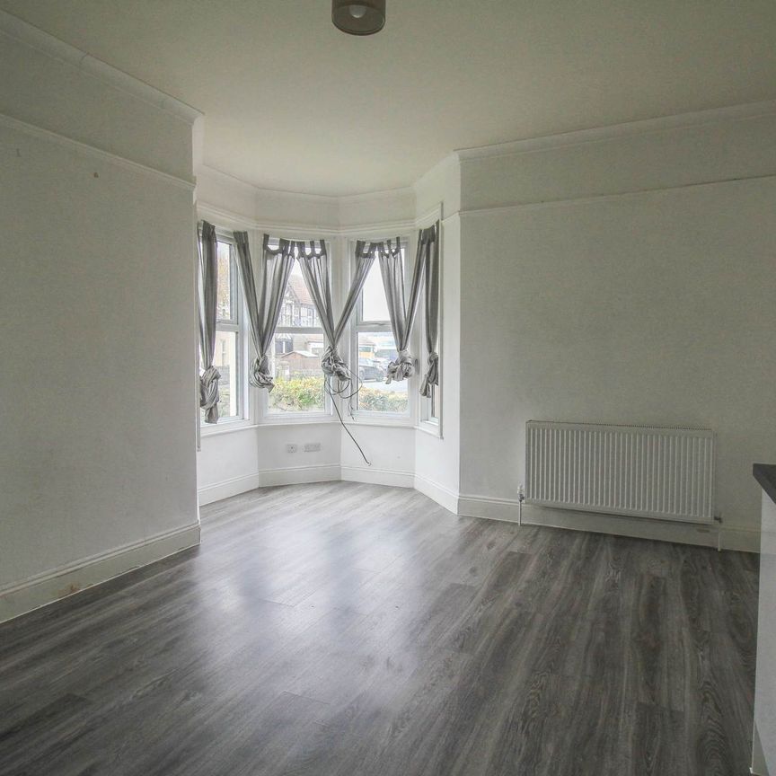 Weston-Super-Mare - Photo 1