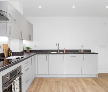 3 bedroom terraced house to rent - Photo 4