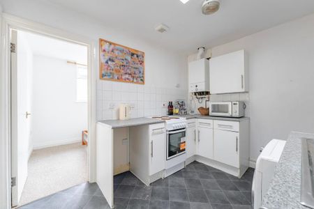 2 bedroom apartment to rent - Photo 5