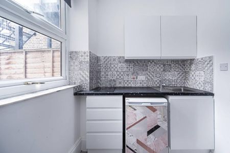 Studio to rent - Photo 3