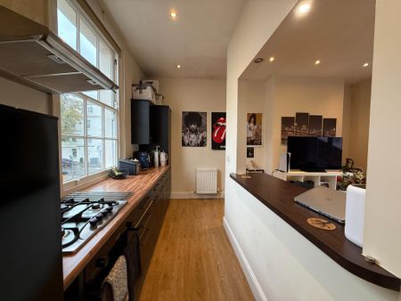 2 bedroom flat to rent - Photo 3