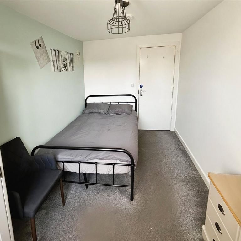 1 bedroom property to rent - Photo 1