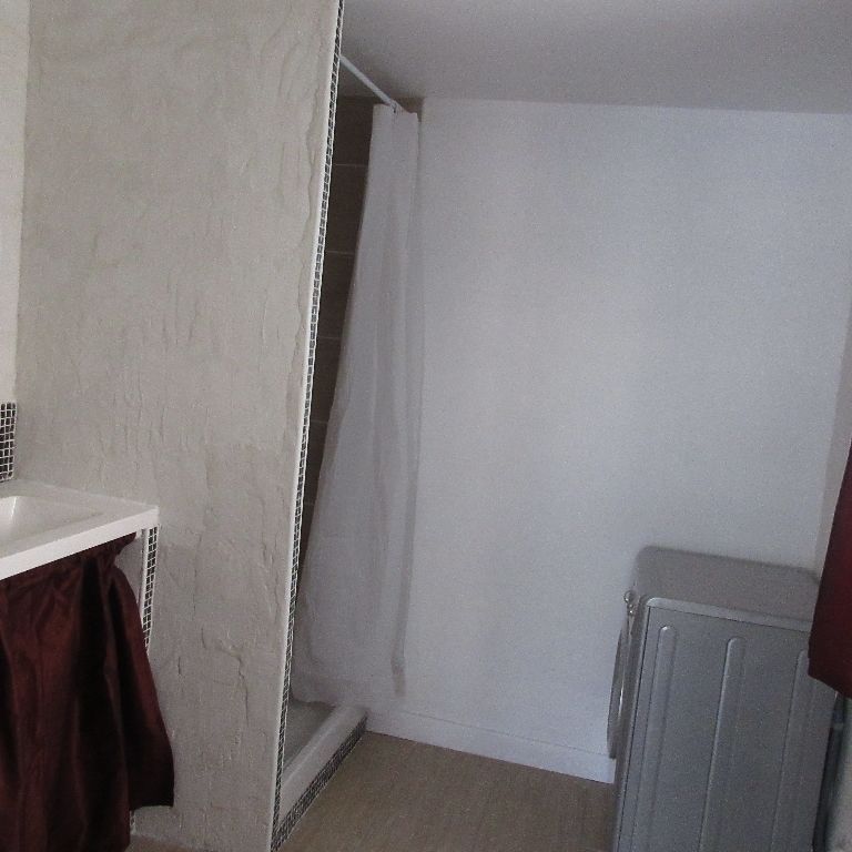 Location Maison 2 pièces 47m² - Photo 1