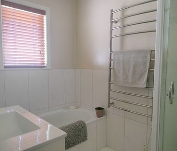 Cosy 3 Bedroom home - Waihi - Photo 4