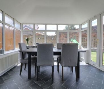 3 Bedroom - Photo 5