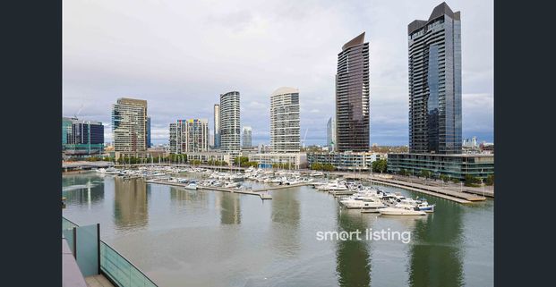 Furnished One-Bedroom Apartment with Study - Spectacular Views! - Photo 1