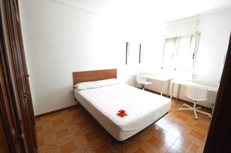 Carrer de la República Argentina, Valencia, Valencian Community 46021 - Photo 3