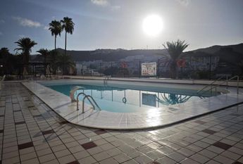 Puerto Rico, Canary Islands 35130