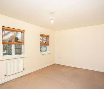 4 bedroom terraced house to rent - Photo 2