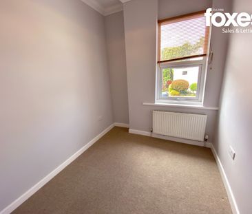 2 bed flat to rent in Florence Road, Bournemouth, BH5 - Photo 2