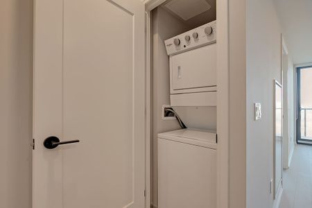 For Lease - 1415 DUNDAS Street Unit# 307, Oakville, Ontario - Photo 3