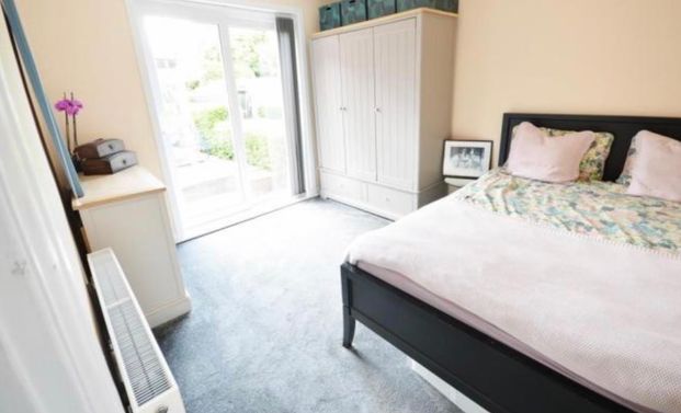 2 Bed - 10 Monk Bridge Avenue, Leeds - LS6 4HR - Professional - Photo 1