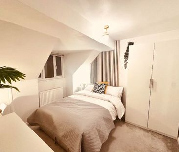 Room in a Shared House, Ashbourne Road, CR4 - Photo 6