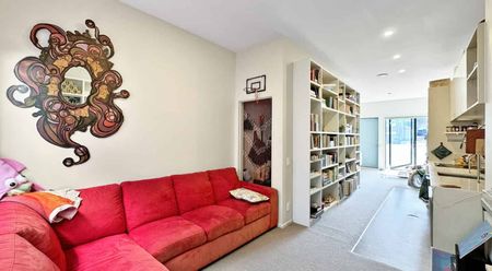 Welcome home to 12 Arney Street. - Photo 4