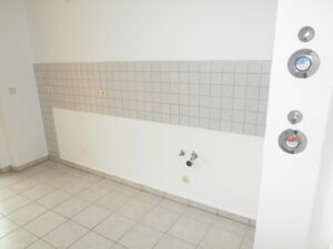 Fiedlerstr. 30, Wohnung 4 ~~~ 2 Balkone, Bad mit Wanne, Abstellraum im Treppenhaus, Keller - Photo 4