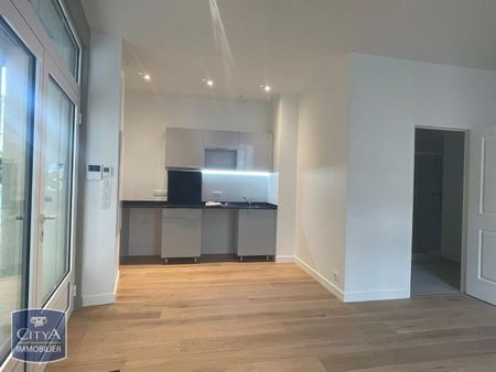 Location Appartement 1 pièce 37m² VITRE 35500 - Photo 4