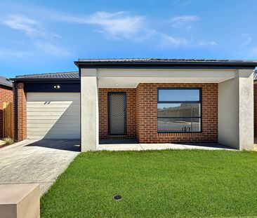 🏡 Brand New 4-Bedroom House in Wallan - $375pw - Photo 5