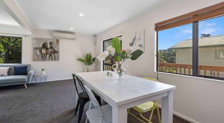 Extraordinary East Coast Rd Home - Photo 3