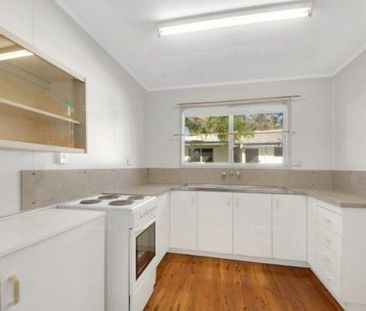 13 Wilkins Street, West Gladstone - Photo 4