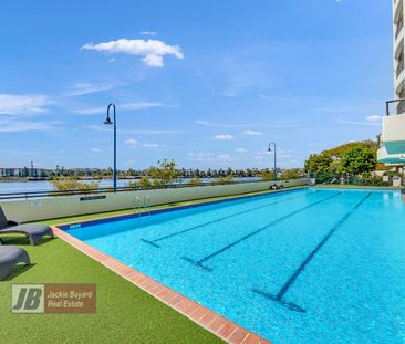 Direct Riverfront - Position, Poise & Lifestyle! - Photo 6