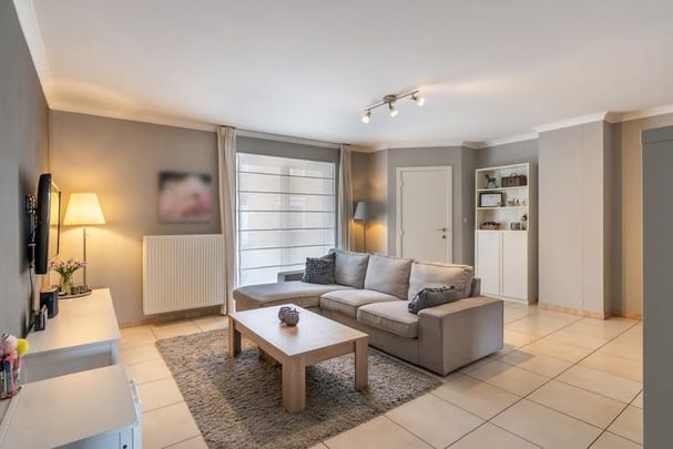 Appartement te huur - Photo 1