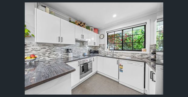 Low-Maintenance Living – 3 Bedrooms or 2 Bedrooms + Study - Photo 1