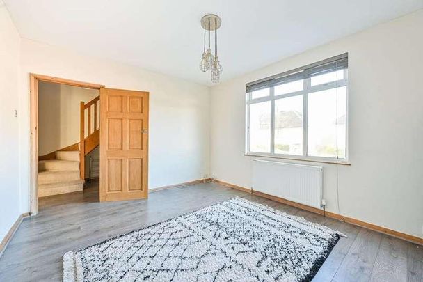 Mayeswood Road, Lee, SE12 - Photo 1