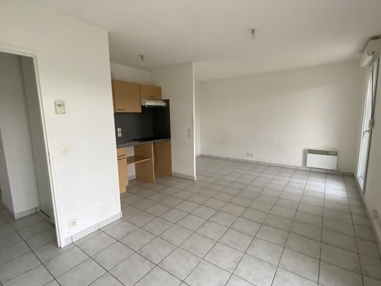 Location Appartement 1 pièce 32m² LES ANDELYS 27700 - Photo 1