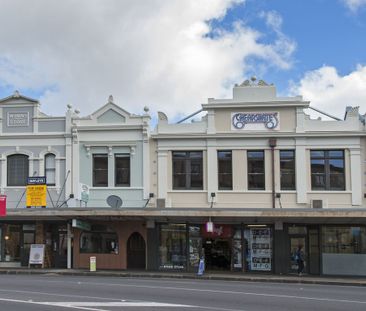 Heritage Building Renovated Studio - Photo 3