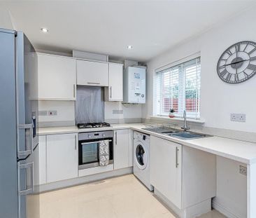 3 bedroom semi-detached house to rent - Photo 6