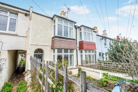 2 bedroom semi-detached house to rent - Photo 2