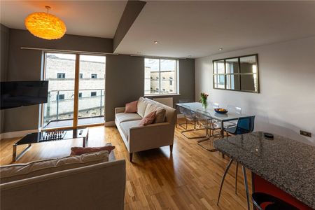 Oxford Castle, New Road, Oxford, OX1 flat to rent - Photo 2