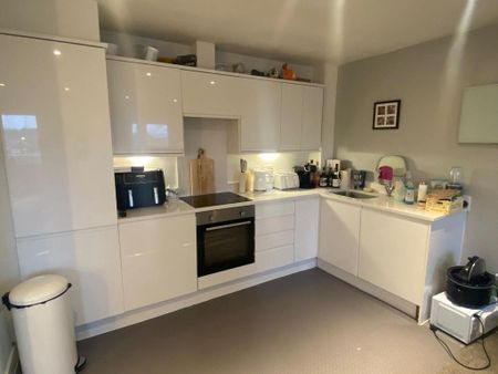 1 bedroom flat to rent - Photo 4