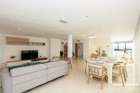 Carrer de Menorca, Valencia, Valencian Community 46023 - Foto 5