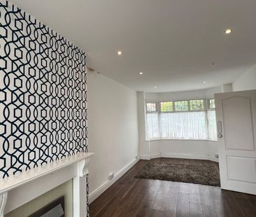 3 Bed Detached House, Pendragon Road, B42 - Photo 6