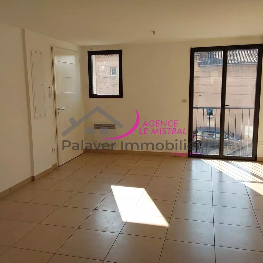 Location Appartement 3 pièces 68m² MONTEUX 84170 - Photo 1