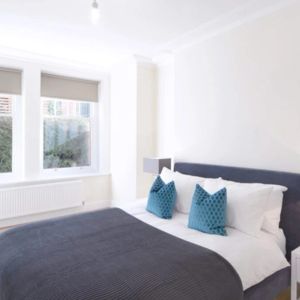 ONE BEDROOM FLAT HAMMERSMITH - Photo 2