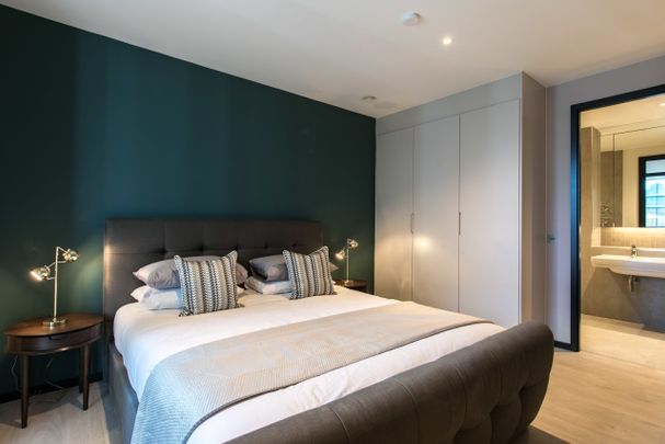 Three bedroom apartment @ Opus, 6 Hanover Quay, Grand Canal Dock, Dublin 2. - Photo 1