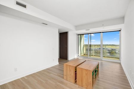 For Lease - 17 Bathurst Street Unit# 2015, Toronto, Ontario - Photo 3