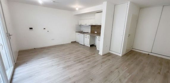 Appartement 1 pièce de 35 m² à Achères (78260) - Photo 2