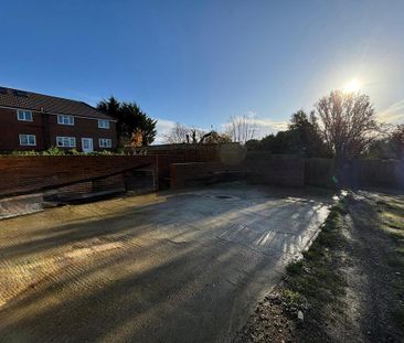 3 bedroom apartment to rent - Photo 4