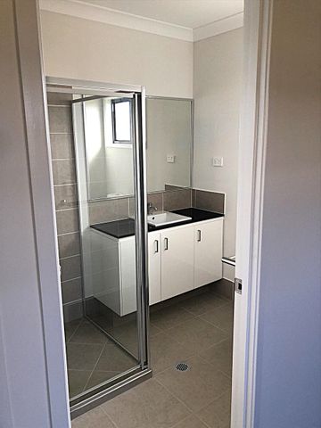 Family Home In Camelot Estate! - Photo 5