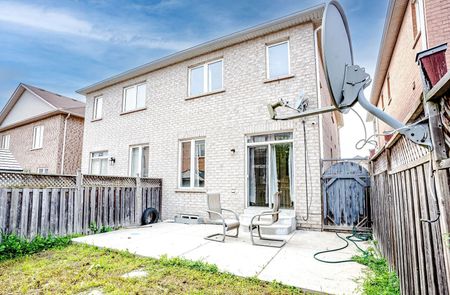 For Lease - 106 Silent Pond Crescent, Brampton, Ontario - Photo 3
