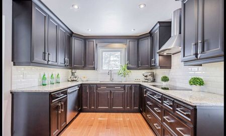 For Lease - 30 Markham Street, Brampton, Ontario - Photo 3