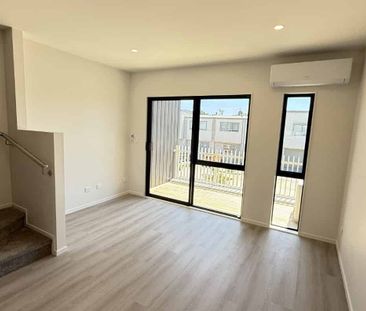 MOUNT WELLINGTON, 3 BEDROOMS - Photo 1